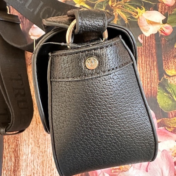 NWT True Religion Mini Horseshoe Bag in Black - Picture 3 of 10